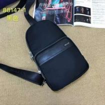 2026芸能人愛用 バリー BALLY ボディバッグ 上質 大人気！