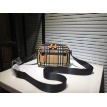 2026大胆なスリット上品イテム バーバリー BURBERRY ショルダーバッグ
