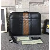ボッテガ ヴェネタ BOTTEGA VENETA 2026期間限定 セカンドバッグ 独特