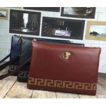 ヴェルサーチ VERSACE 圧倒的人気新着 セカンドバッグ
