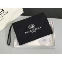 魅力をプラス 大人キレイめ バレンシアガ BALENCIAGA クラッチバッグ ...
