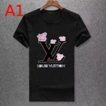 可愛いプリントルイヴィトンコピー使い勝手的にメンズ人気流行クルーネック半袖Ｔシャ...