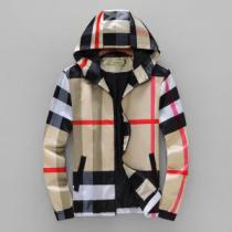 絶妙な新商品 今季大人気新作登場 バーバリー BURBERRY 2色可選 フード...