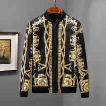 2026【SALE！】 ヴェルサーチ VERSACE 最近人気一番！ ブルゾン ...