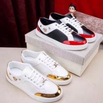 ヴェルサーチ最終数量限り！ VERSACE 2色可選 フラットシューズ秋冬超人気...