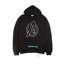 2026年秋冬入荷 オフホワイトファッショニスタ愛用 Off-White今季爆発...