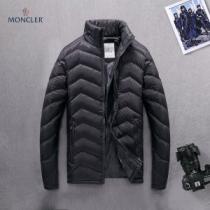 最終数量限り！　モンクレール MONCLER　 ダウンジャケット メンズ　今季大...