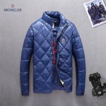 流行の注目ブランド　海外限定アイテム　2色可選　モンクレール MONCLER  ...