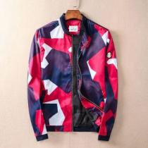 今季流行りMONCLERコピーモンクレールジャケットメンズ大人気のカラフルブルゾ...