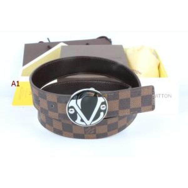 人目を引く存在感 ベルト 多色可選 2026年秋冬入荷 ルイ ヴィトン LOUIS VUITTON