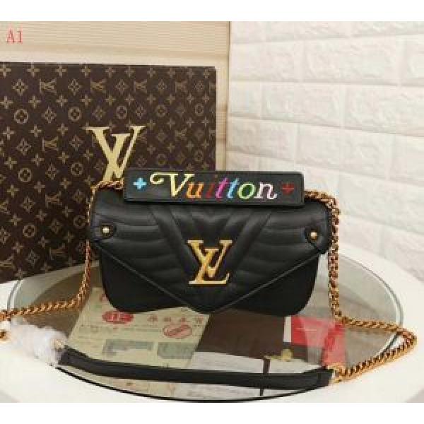 目前の注目ブランド　ショルダーバッグ 3色可選　人目を引く存在感　ルイ ヴィトン LOUIS VUITTON