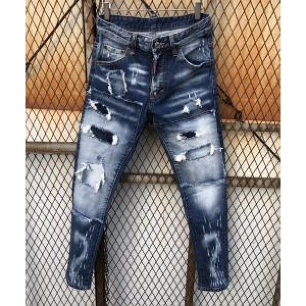 人目を引く存在感　ジーンズ　魅力をプラス　ディースクエアード DSQUARED2  2026年秋冬入荷　