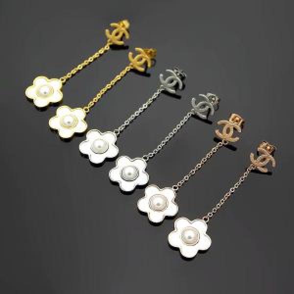 冬季限定販売ピアス 3色可選2026最高ランキング  CH圧倒的人気新着 CH