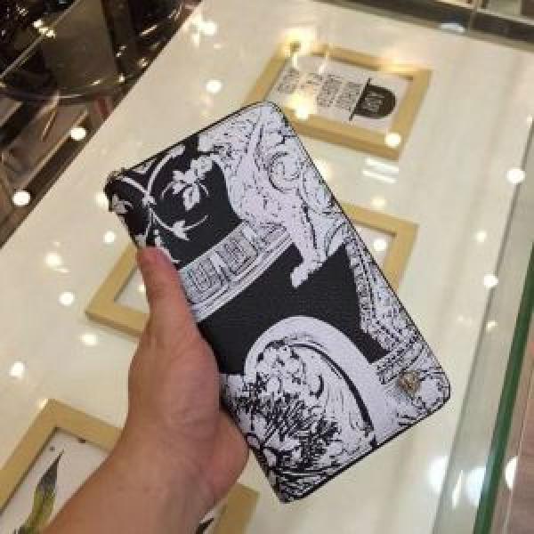 2026【SALE！】 超目玉新作ヴェルサーチ旬のアイテム VERSACE 財布 目前の注目ブランド