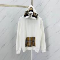 バーバリー BURBERRY　保温力に優れた　2026秋冬の定番新品到来!　パー...