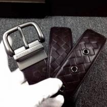 人目を引く存在感 ボッテガ ヴェネタ 人目を引く存在感 BOTTEGA VENETA 多色可選 ベルト