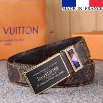 ルイ ヴィトン コピーLOUIS VUITTONンズレザーベルトビジネスベルトバ...
