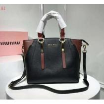 個性的なモデル　定番品質保証　超定番人気　ミュウミュウ MIUMIU  トートバッグ 4色可選