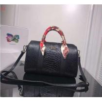 人目を引く存在感　4色可選　PRADA プラダ  秋冬大活躍　トートバッグ 　定番品質保証