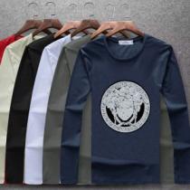 これは欲しい ヴェルサーチ長袖/Tシャツ 期間限定SALE VERSACEネット...
