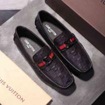 華やかさ満点 LOUIS VUITTON  ナチュラルな素材感 2026年秋冬入...
