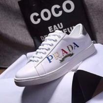 流行っている プラダ PRADA 2色可選 2026年秋冬シーズンスニーカー、靴...