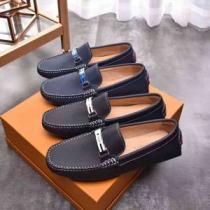 流行の注目ブランド プラダ ネット販売限定 PRADA 3色可選 カジュアルシュ...