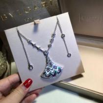 人気急上昇中 ブルガリ BVLGARI 華やかさ満点ネックレスストリートファッション