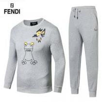 2026新品入荷 フェンディ FENDI すっかり定番化 上下セット 3色可選 ...