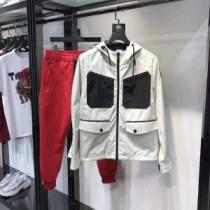 話題の新作到着！ モンクレール MONCLER 2026年人気満々のブランド ブ...