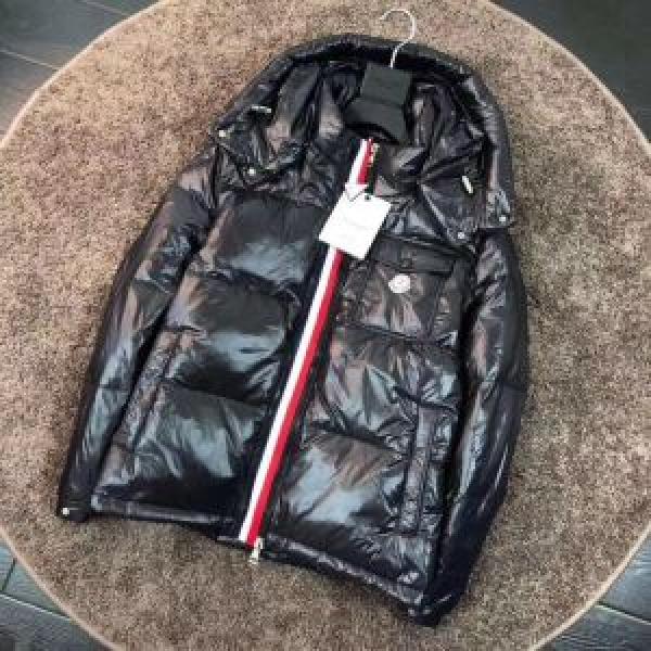 モンクレール 2026年人気満々のブランドMONCLER ダウンジャケット メンズ 2色可選カジュアルスタイルに