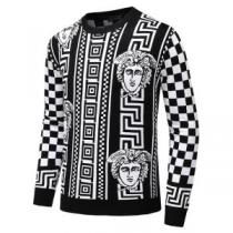 現代的な印象 ヴェルサーチプルオーバー VERSACE 2026【SALE！】人...