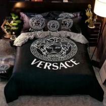 大人っぽい 寝具 点セット ヴェルサーチ2026年秋冬入荷VERSACE 目前の注目ブランド