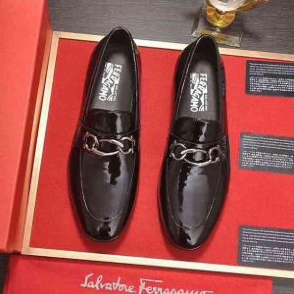 軽量サルヴァトーレフェラガモフォーマルシューズ2026年秋冬入荷 FERRAGAMO ファッション 人気
