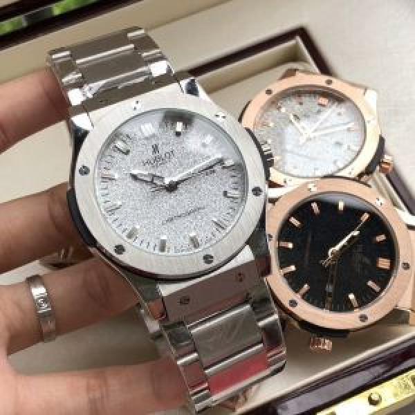 ウブロ HUBLOT 2026年秋冬シーズン 男性用腕時計大流行中 多色可選 ファッショニスタ愛用