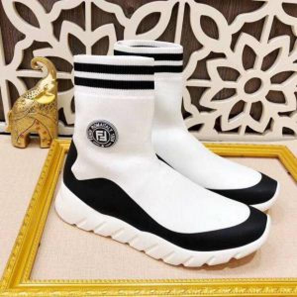 今季新作登場 FENDI フェンディ2026最高ランキング ショートブーツ 超定番人気 3色可選