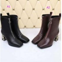 美品*入手困難 2色可選 軽量で薄手の トリー バーチ Tory Burch 2...