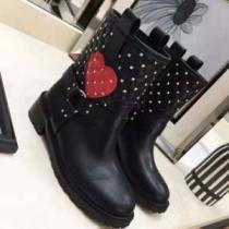 希少性の高い  ヴァレンティノ18ＳＳ美品  VALENTINO ショートブーツ...