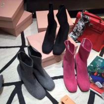 定番品質保証  ミュウミュウMiuMiu おすすめアイテム  ブーツ 2026新...