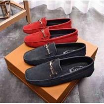 2026人気の主流アイテム トッズ TOD'S 2色選択可 おすすめデザイン スニーカー