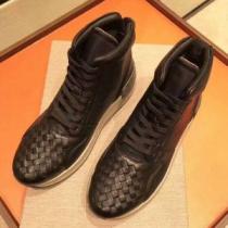 ボッテガヴェネタBottega Veneta カジュアルシューズ  今季爆発的な人気 今季新作登場