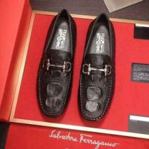 FERRAGAMO サルヴァトーレフェラガモ 2026人気の主流アイテ カジュア...