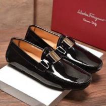 秋冬超人気の最新作 目前の注目ブランド FERRAGAMO サルヴァトーレフェラ...