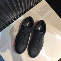ランニングシューズ 2色可選 FENDI フェンディ2026秋冬の定番新品到来! 圧倒的人気新着