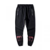 すっかり定番化 Off-White オフホワイト上品でベーシック 2026新品入...