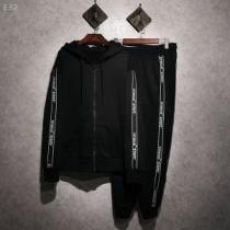 稀少*入手困難 Off-White 秋冬超人気の最新作 オフホワイト 上下セット...