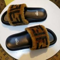 数量限定再入荷 FENDI フェンディ今年人気定番 今季大人気新作登場 カジュア...