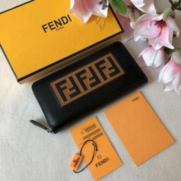期間限定SALE FENDI 2026最高ランキング フェンディ 秋冬セール 長財布