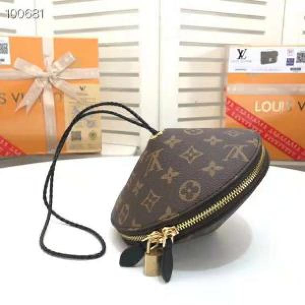 目前の注目ブランド 2026年秋冬入荷 今季新作登場 LOUIS VUITTON ルイ ヴィトン ショルダーバッグ