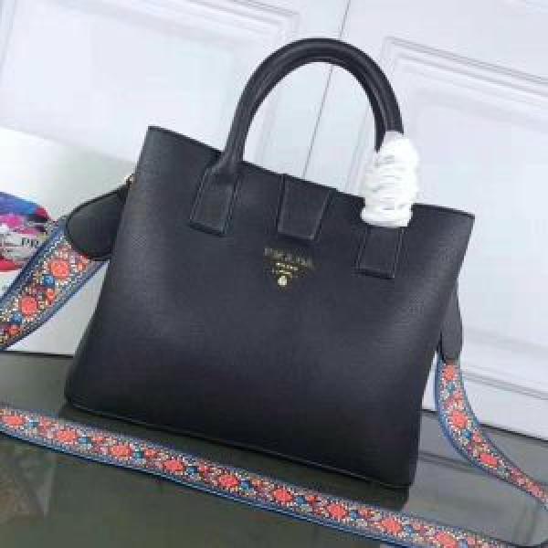 2026年秋冬入荷 暖かな着心地 PRADA プラダ ハンドバッグ 4色可選 期間限定SALE